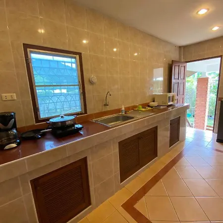1-Bedrooms Cozy Entire House Near Bangtao Beach Free Wifi-2