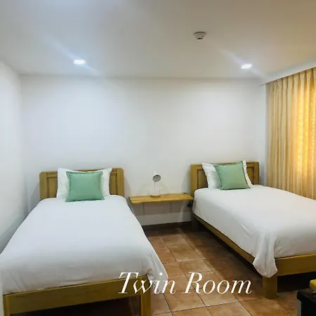 Surin Bay Inn-2